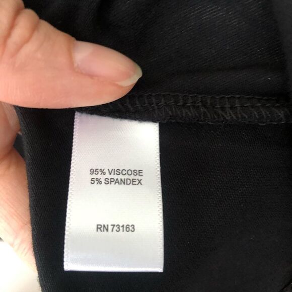 Cupio Black front-twist, comfy, lightweight long sleeved top / Sz L - Picture 5 of 5